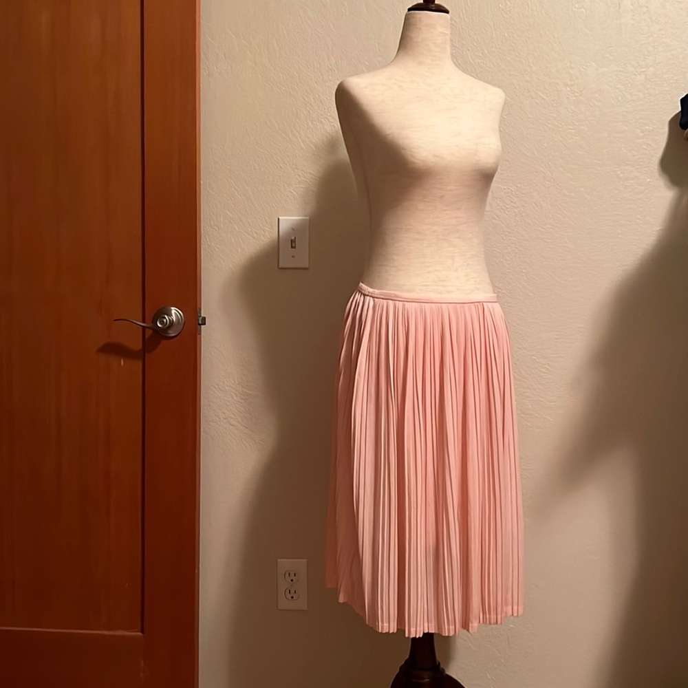 Built in slip size small pleated ballerina pink skirt